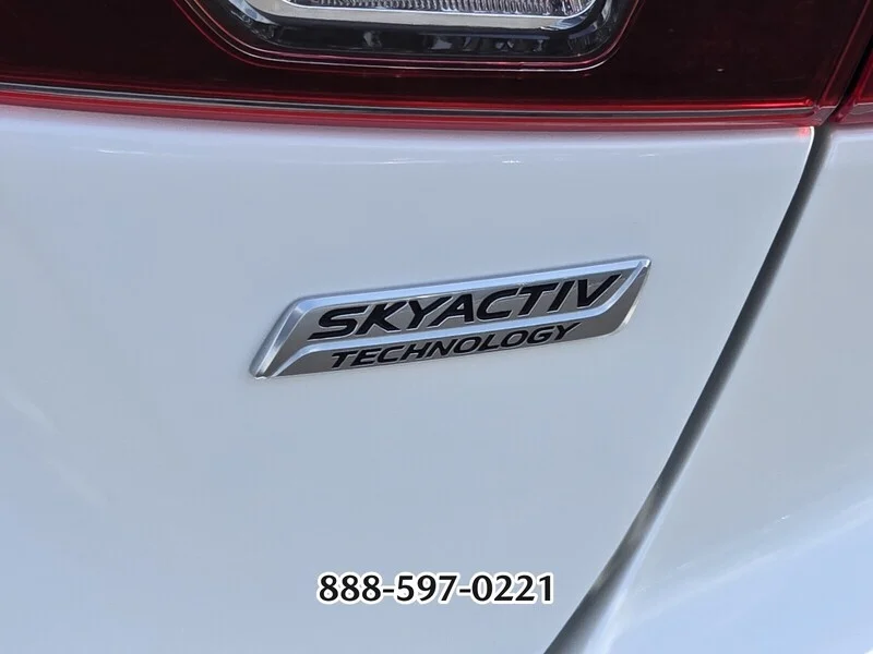 Used 2018 Snowflake White Pearl MAZDA GRAND TOURING image 17
