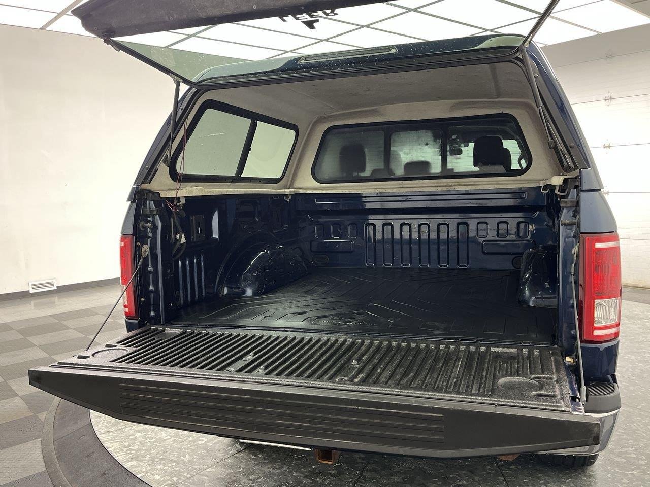 Used 2016 Blue Jeans Metallic Ford XLT image 27