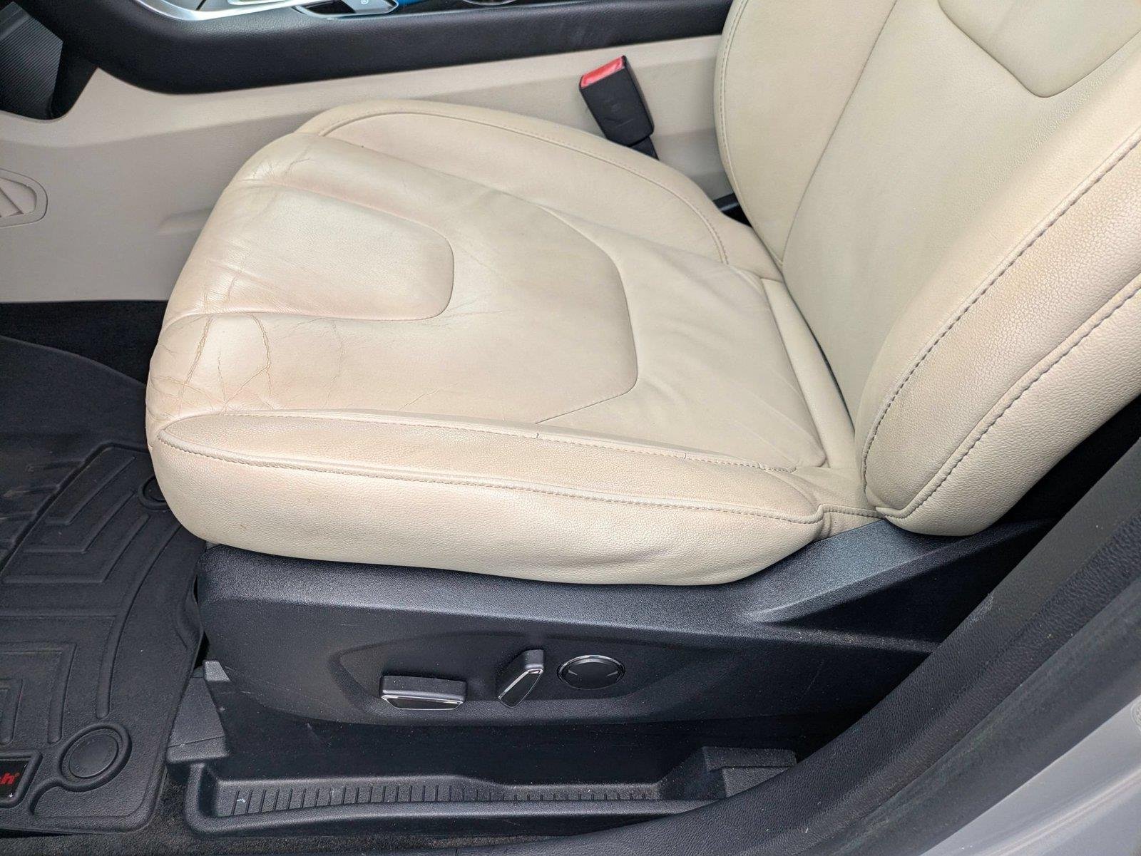 Used 2015 Ingot Silver Metallic FORD  image 15