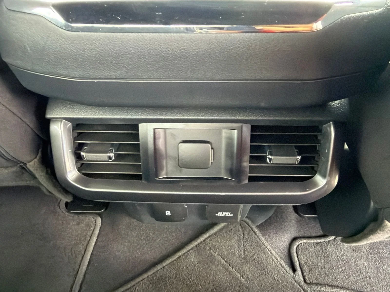 Certified Used 2023 Carbonized Gray Metallic Ford XLT image 22