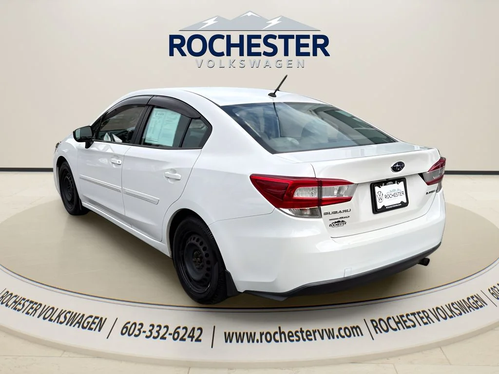 Used 2020 White Subaru Base image 4