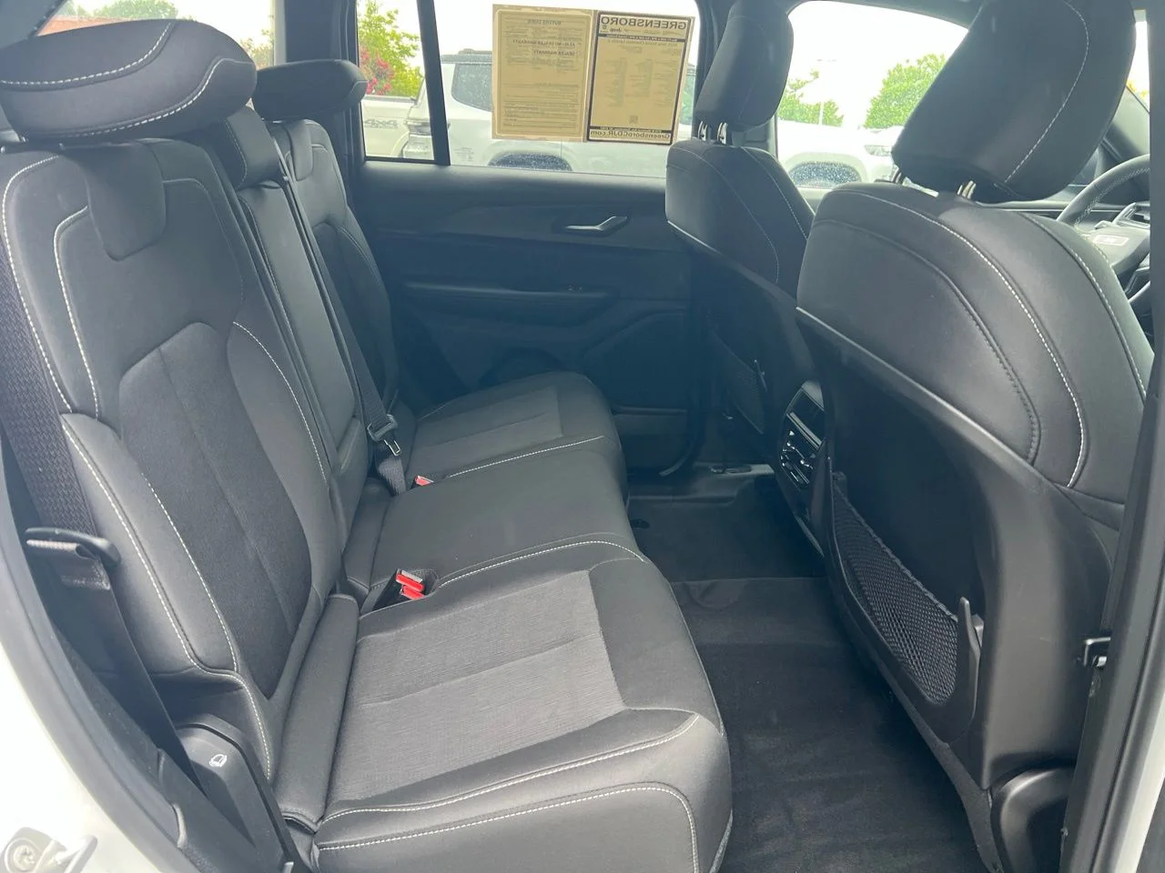 Used 2025 White Jeep Laredo X image 19