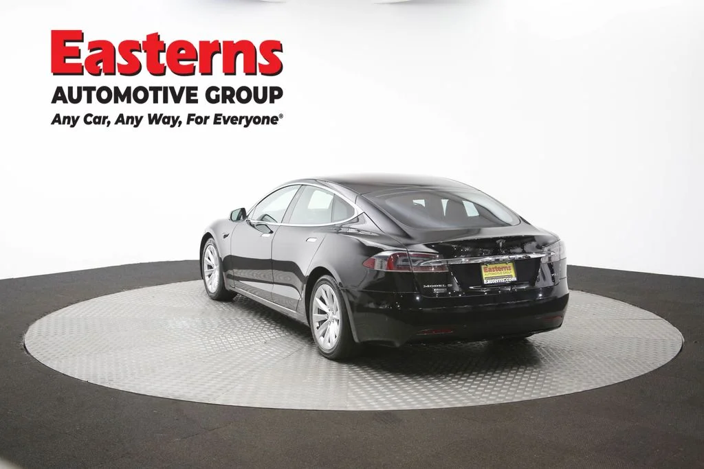 Used 2018 Black Tesla 75D image 60