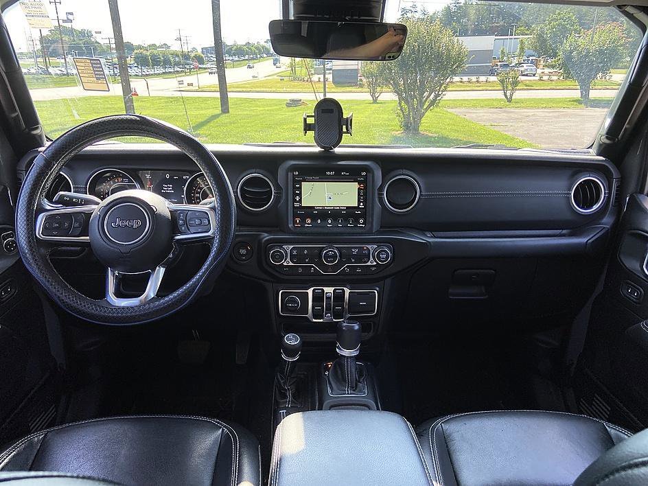 Used 2020 Sting-Gray Clearcoat Jeep Overland image 15