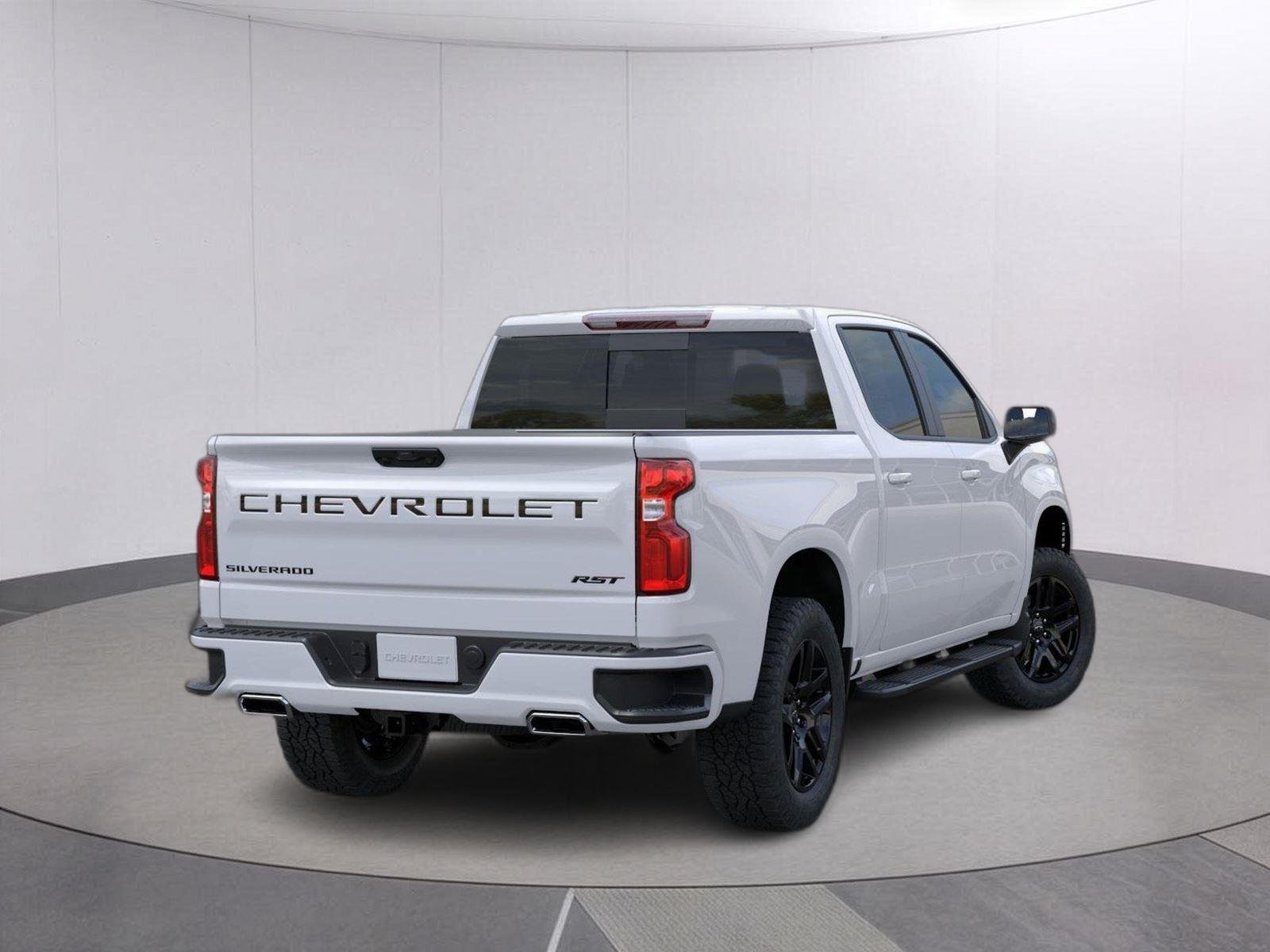 New 2026 Summit White Chevrolet RST image 4