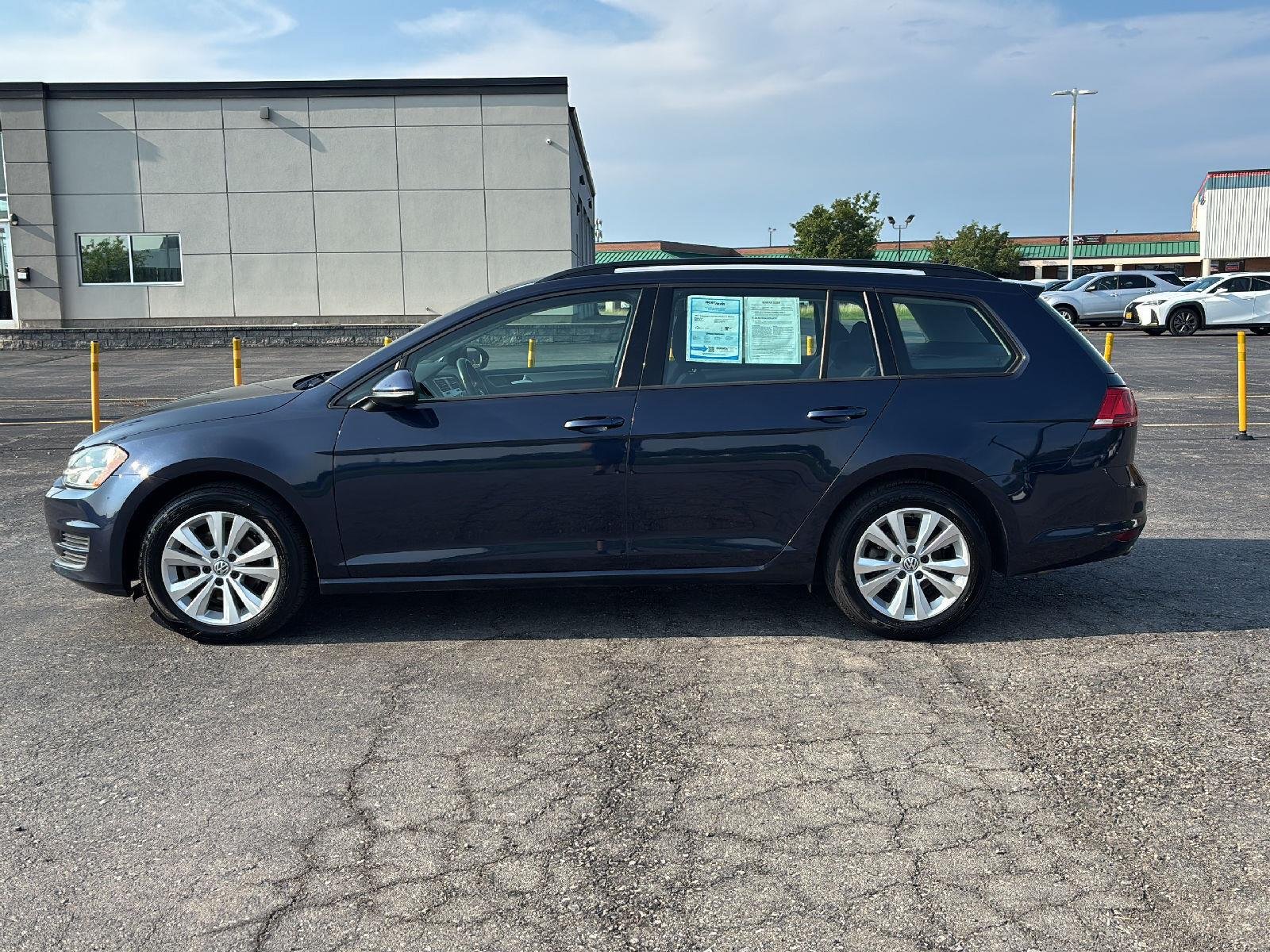 Used 2017 Night Blue Metallic Volkswagen S image 4