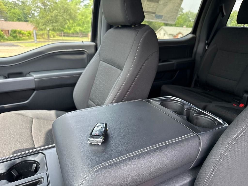 New 2026 Agate Black Metallic Ford XLT image 83