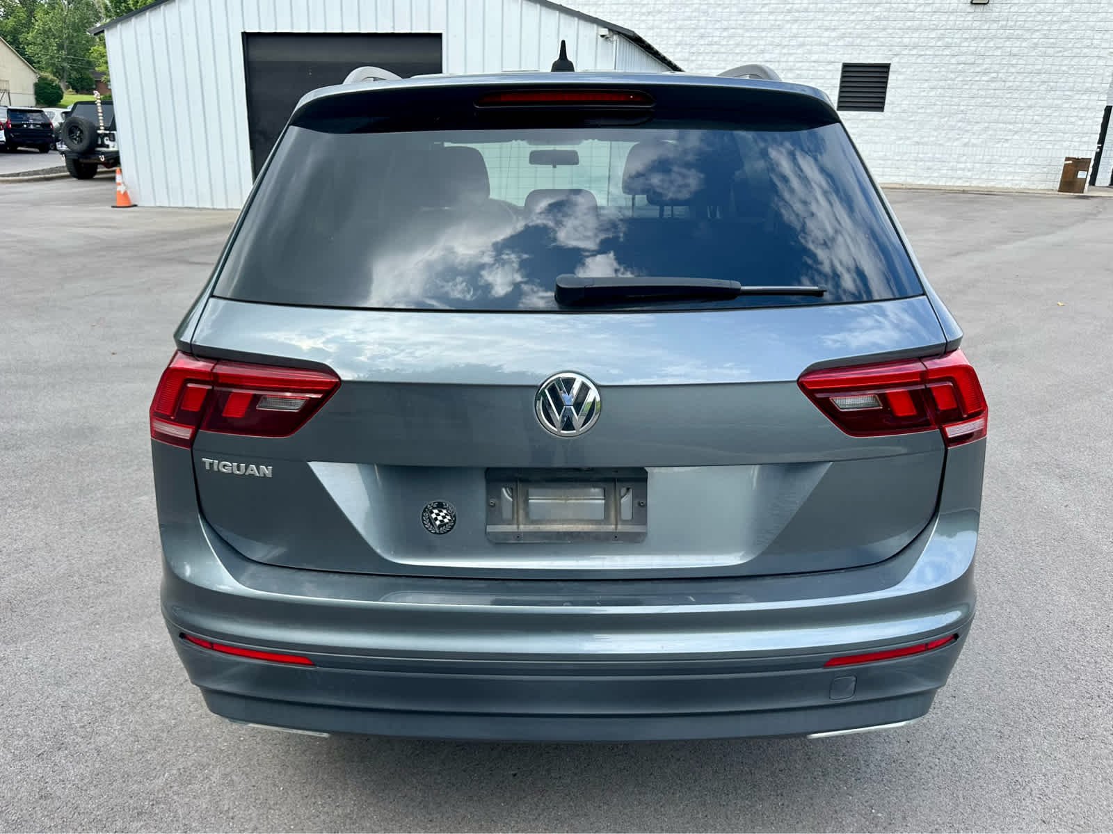 Used 2021 Platinum Gray Metallic Volkswagen S image 6