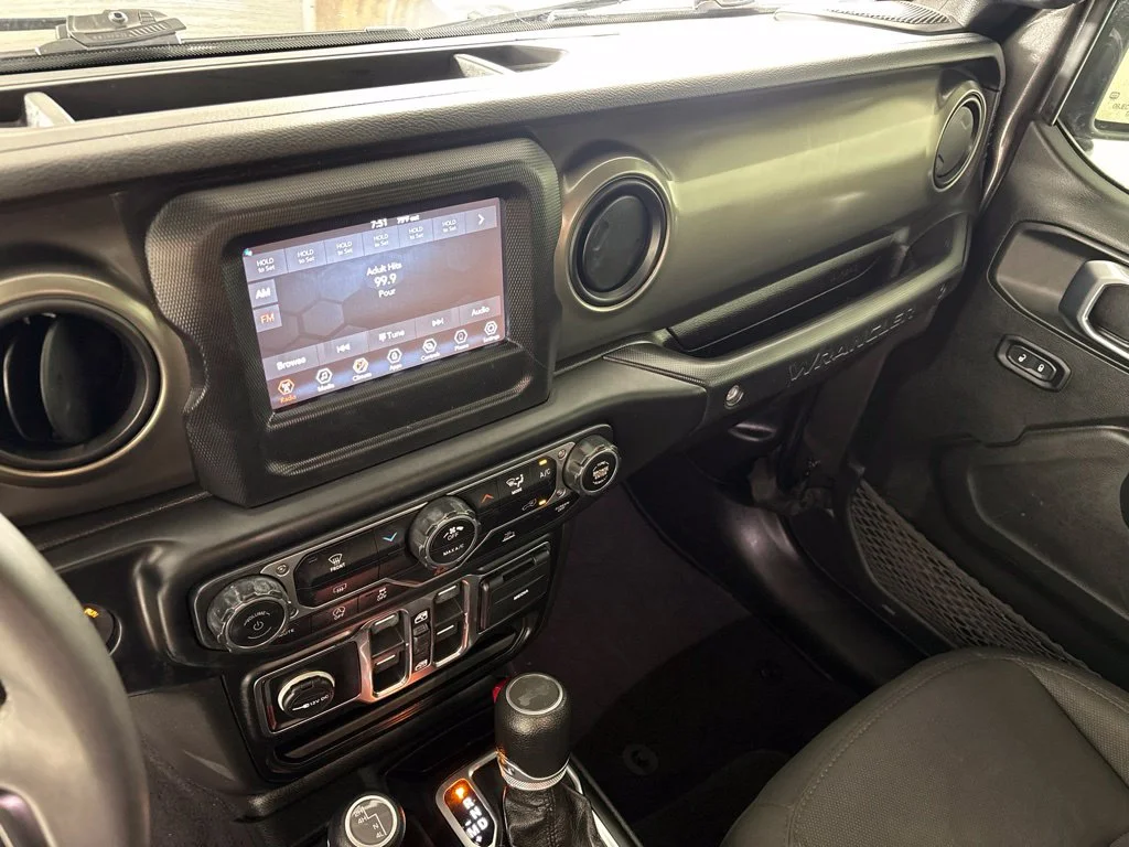 Used 2023 Gray Jeep Sport S image 28