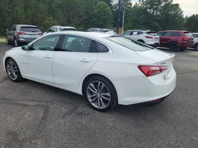 Used 2022 White Chevrolet LT image 7
