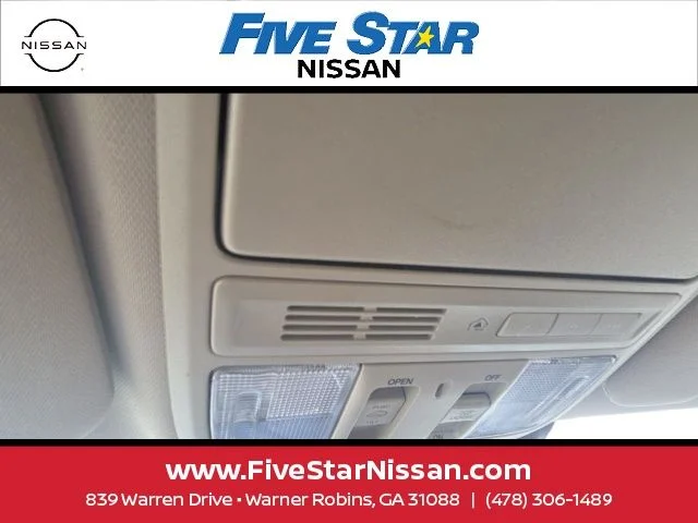 Used 2021 White Honda EX-L image 24