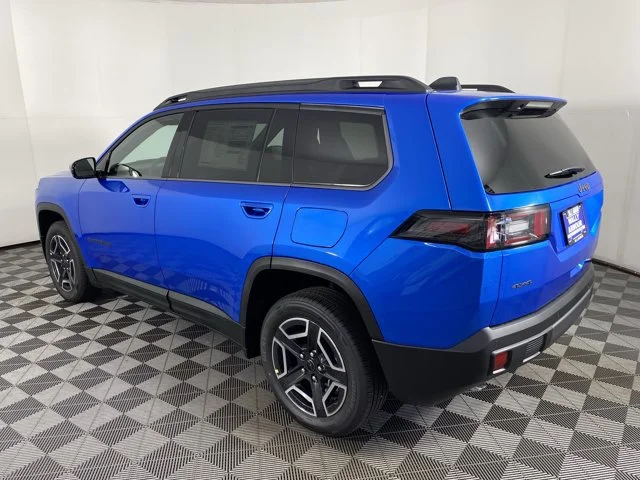 New 2026 Hydro Blue Pearl-Coat Exterior Paint Jeep Limited image 10