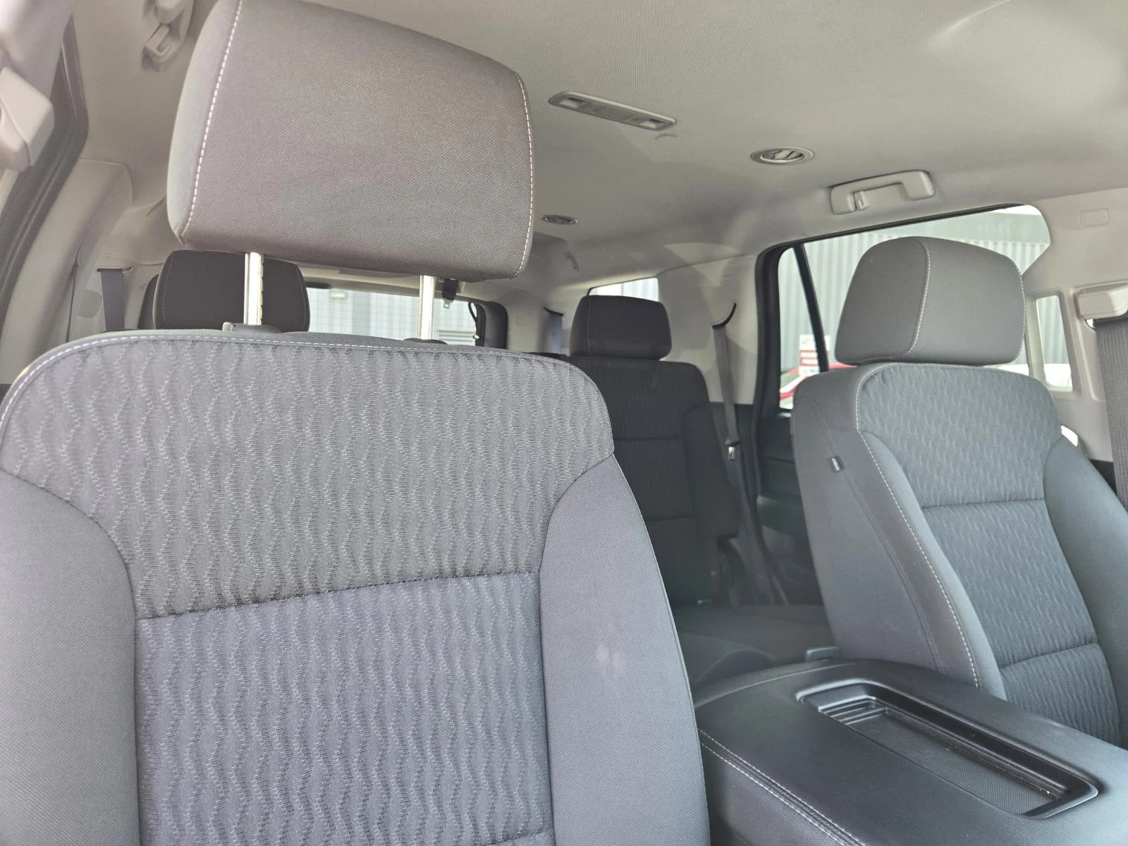 Used 2020 Summit White Chevrolet 2WD 4dr LS image 29