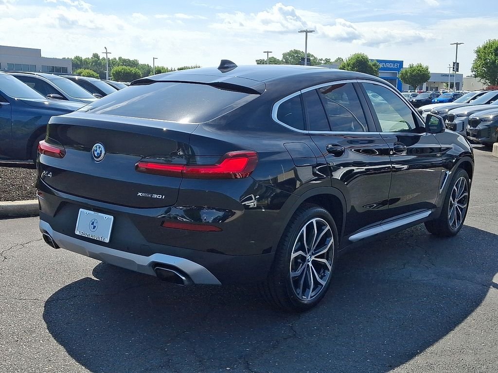 Certified Used 2023 Black Sapphire Metallic BMW xDrive30i image 6
