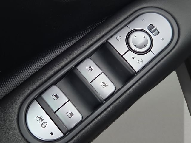 Used 2024 Abyss Black Hyundai SEL image 20