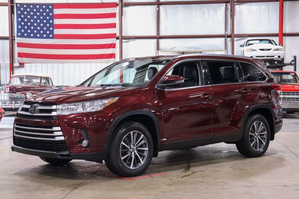 2019 Toyota Highlander XLE 4x2 V6's photo