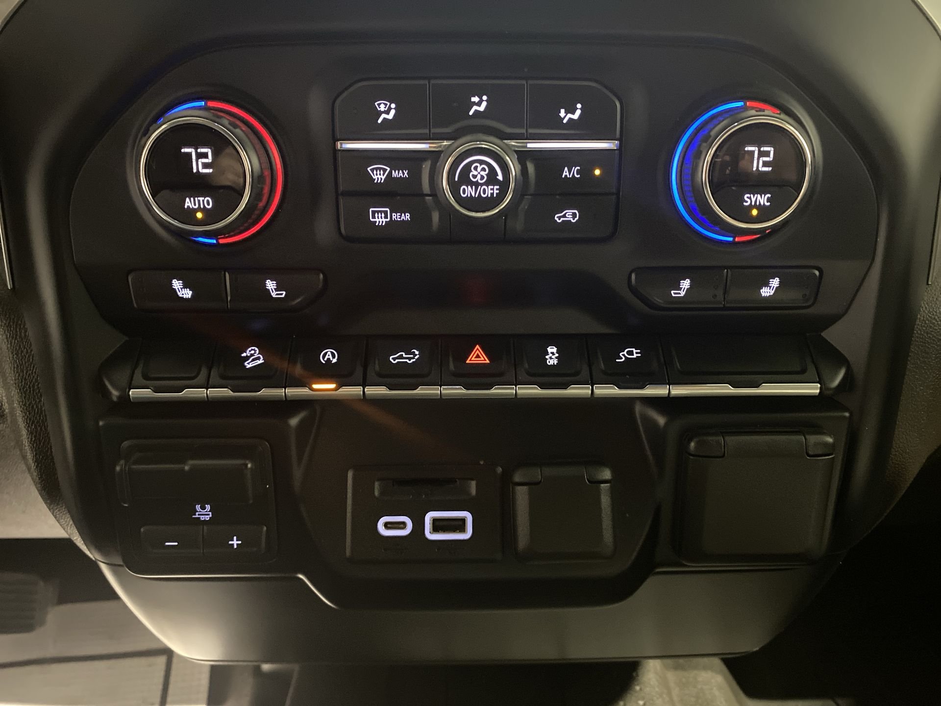 2019 Chevrolet Silverado 1500 LTZ - Photo 49