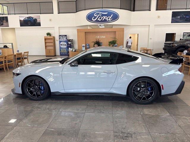 New 2026 Avalanche Gray Ford Dark Horse image 32
