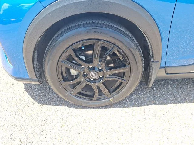 Used 2023 Blue Nissan SR image 26