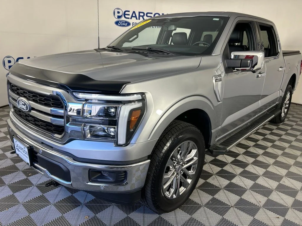Used 2025 Silver Ford Lariat image 1