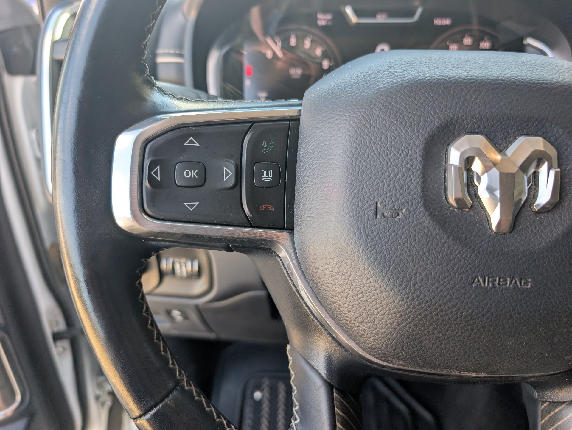 Used 2023 White Ram Limited image 13