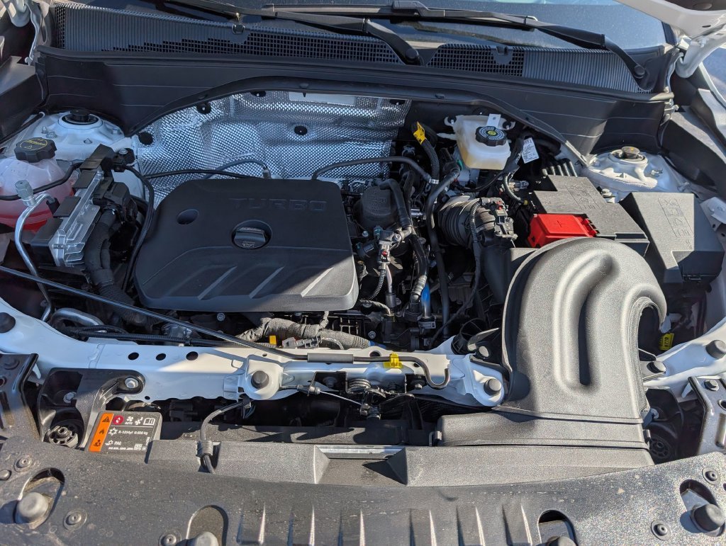New 2026 Summit White Chevrolet LT image 13