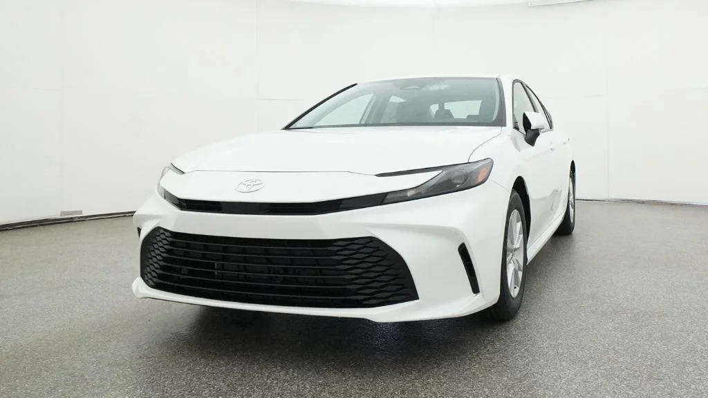 New 2026 Ice Cap Toyota LE image 3
