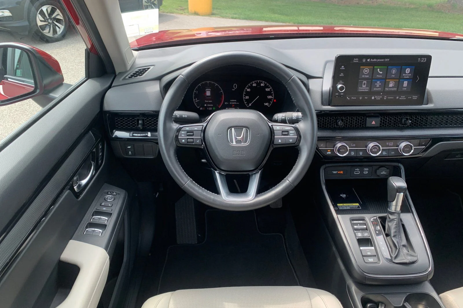 Used 2025 Red Honda EX-L image 17