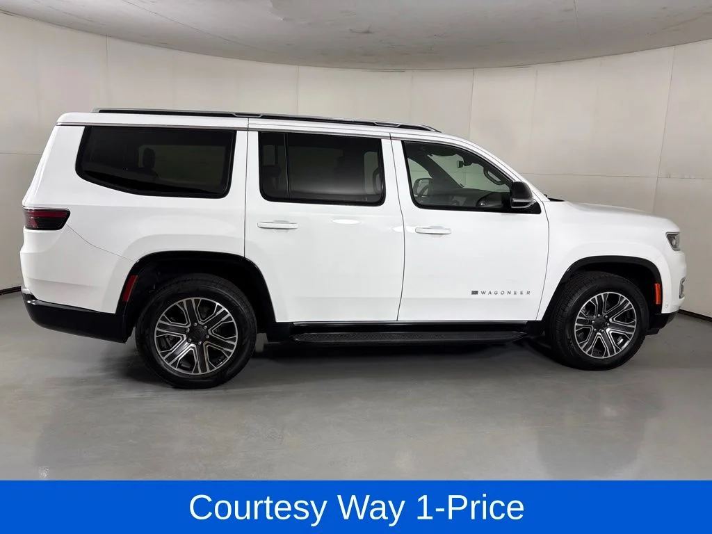 Used 2024 White Jeep Series II image 12
