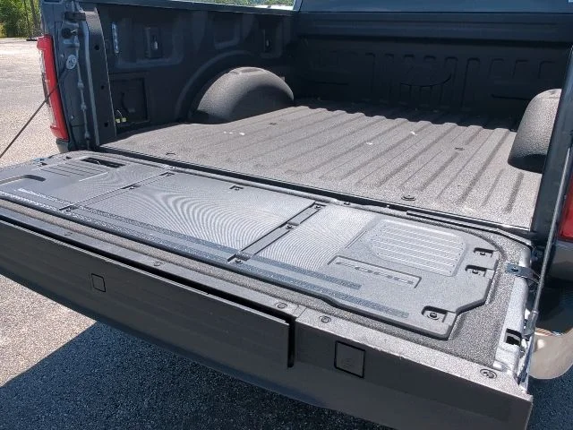 Used 2023 Gray Ford Lariat image 12