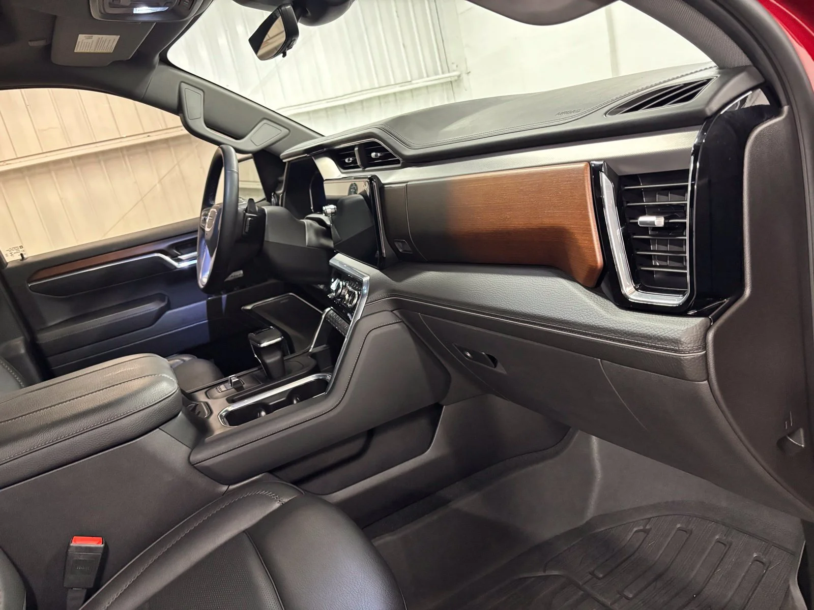 Used 2024 Red GMC Denali image 16