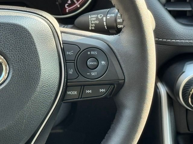 Used 2025 Black Toyota XLE image 31