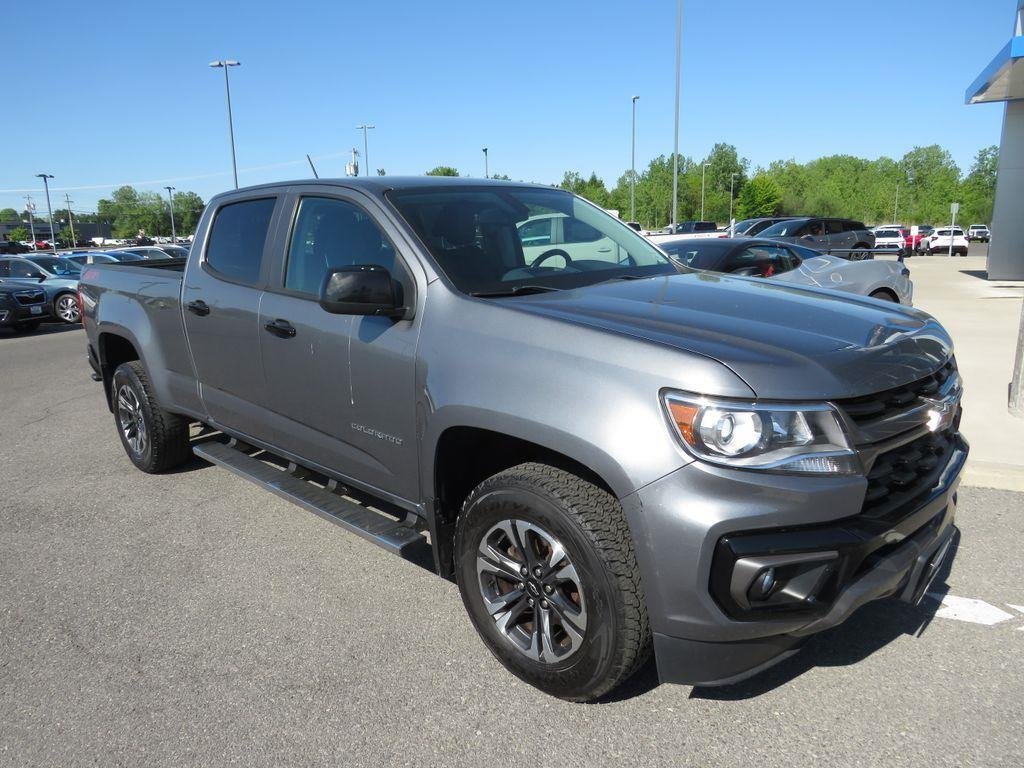 Used 2021 Steel Metallic Chevrolet Z71 image 5