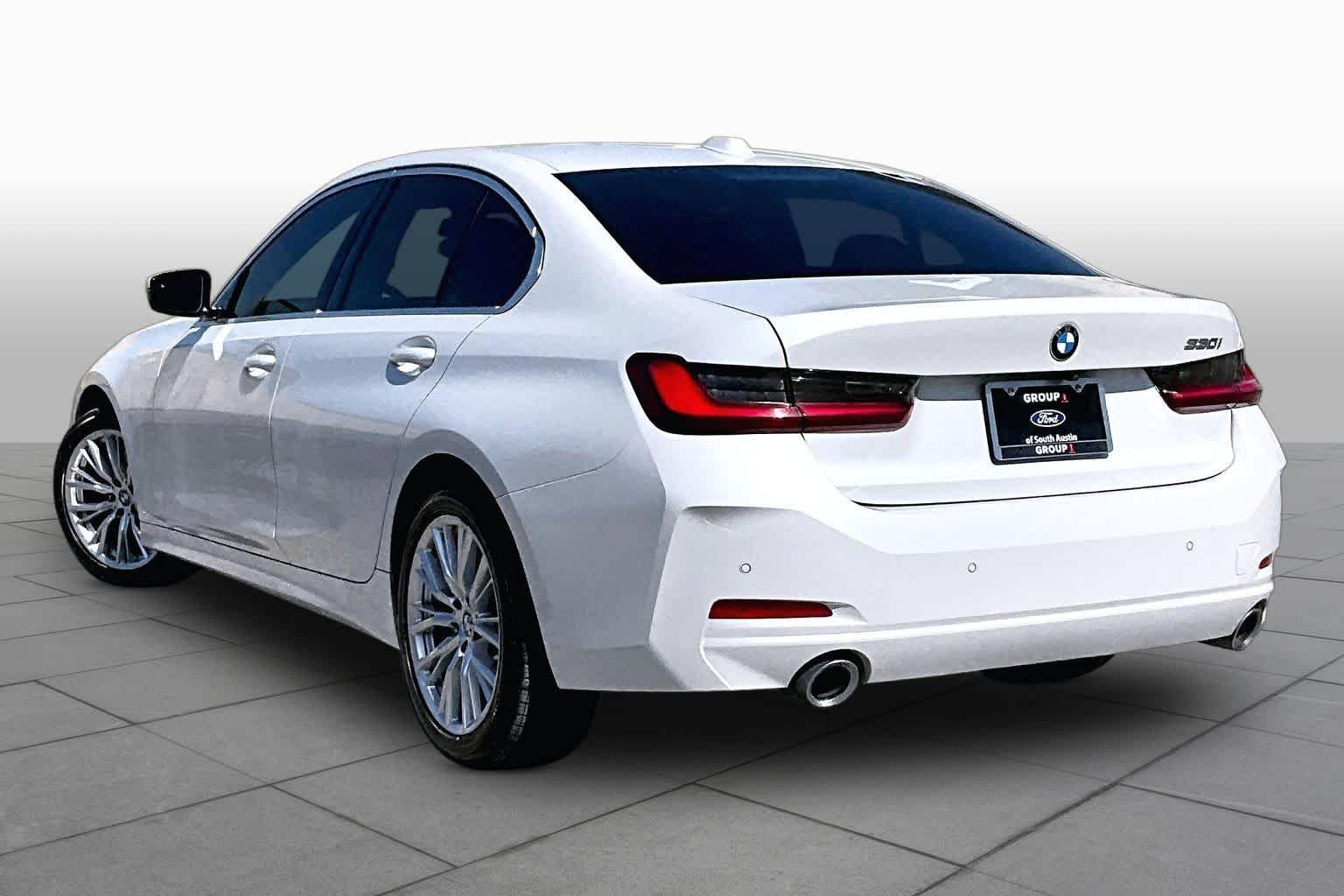 Used 2024 WHITE BMW 330i image 12