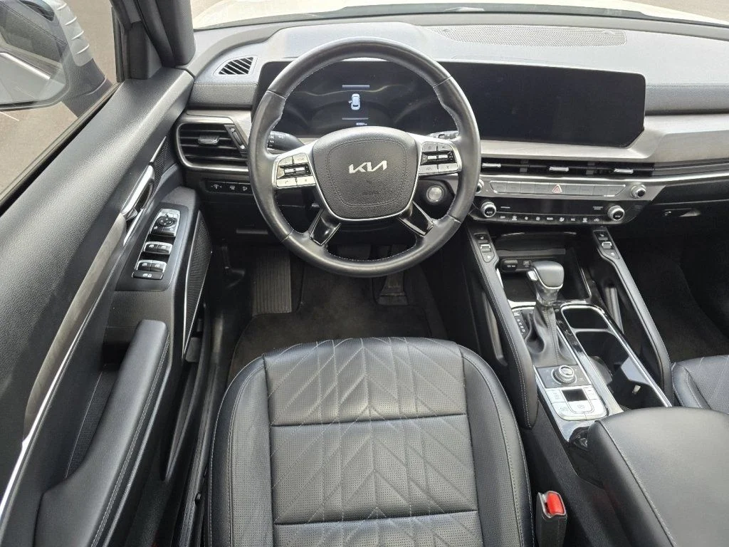 Used 2024 Gray Kia EX X-Line image 18