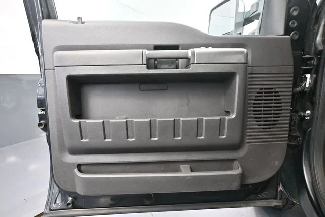 Used 2008 Black Ford FX4 image 13