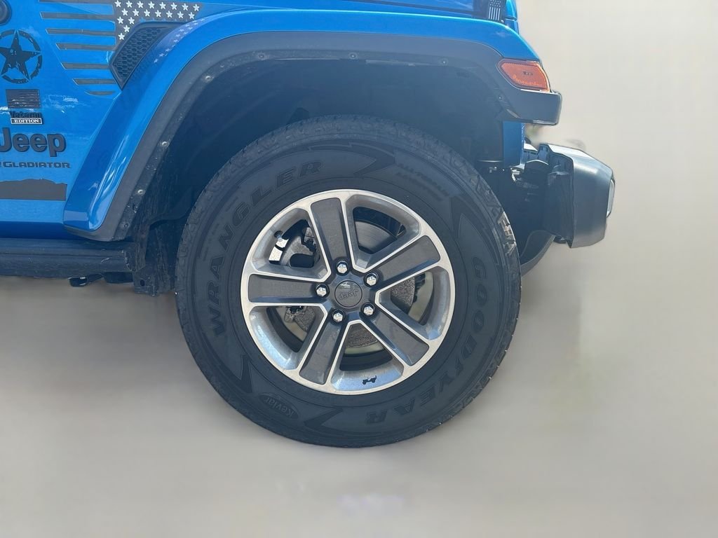 Used 2023 Blue Jeep Sport S image 11