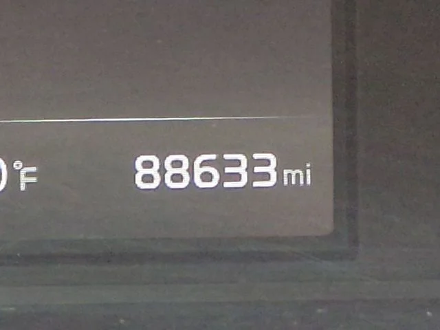 Used 2023 Wolf Gray Kia GT-Line image 26