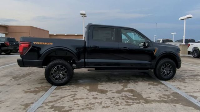 New 2026 Agate Black Metallic Ford Tremor® image 97