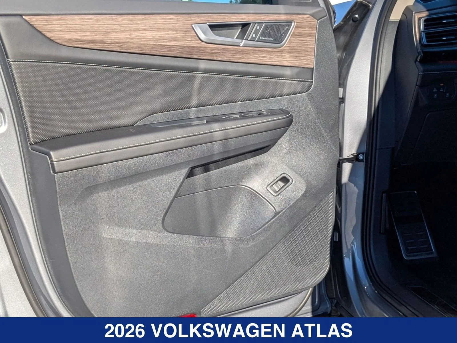 New 2026 Silver Mist Metallic Volkswagen 2.0T SEL Premium R-Line image 10