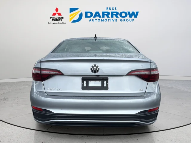 Used 2024 Silver Volkswagen 1.5T SE image 4