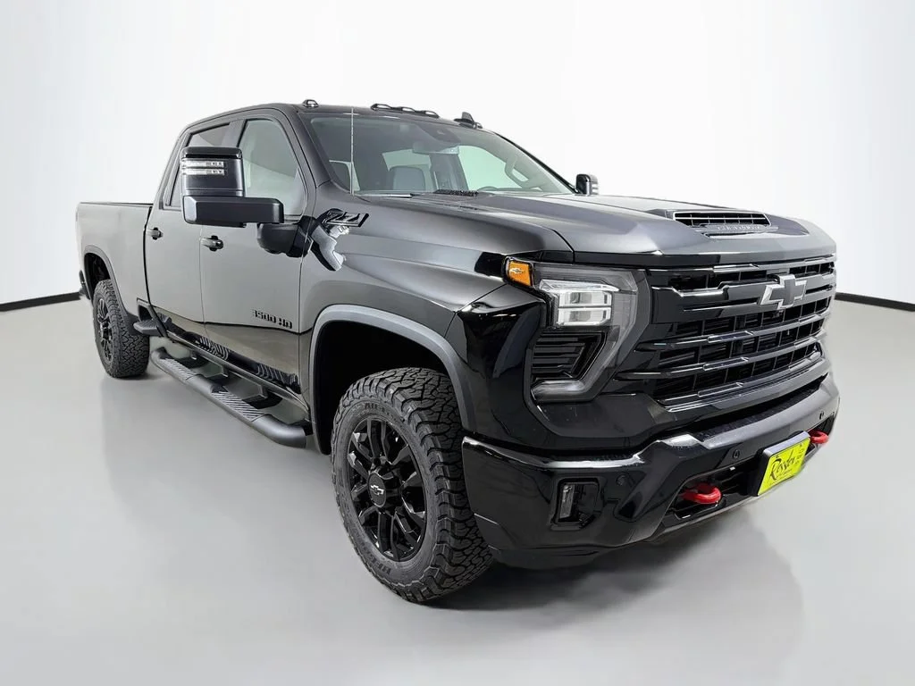 2026 Chevrolet Silverado 3500HD LT - Photo 3