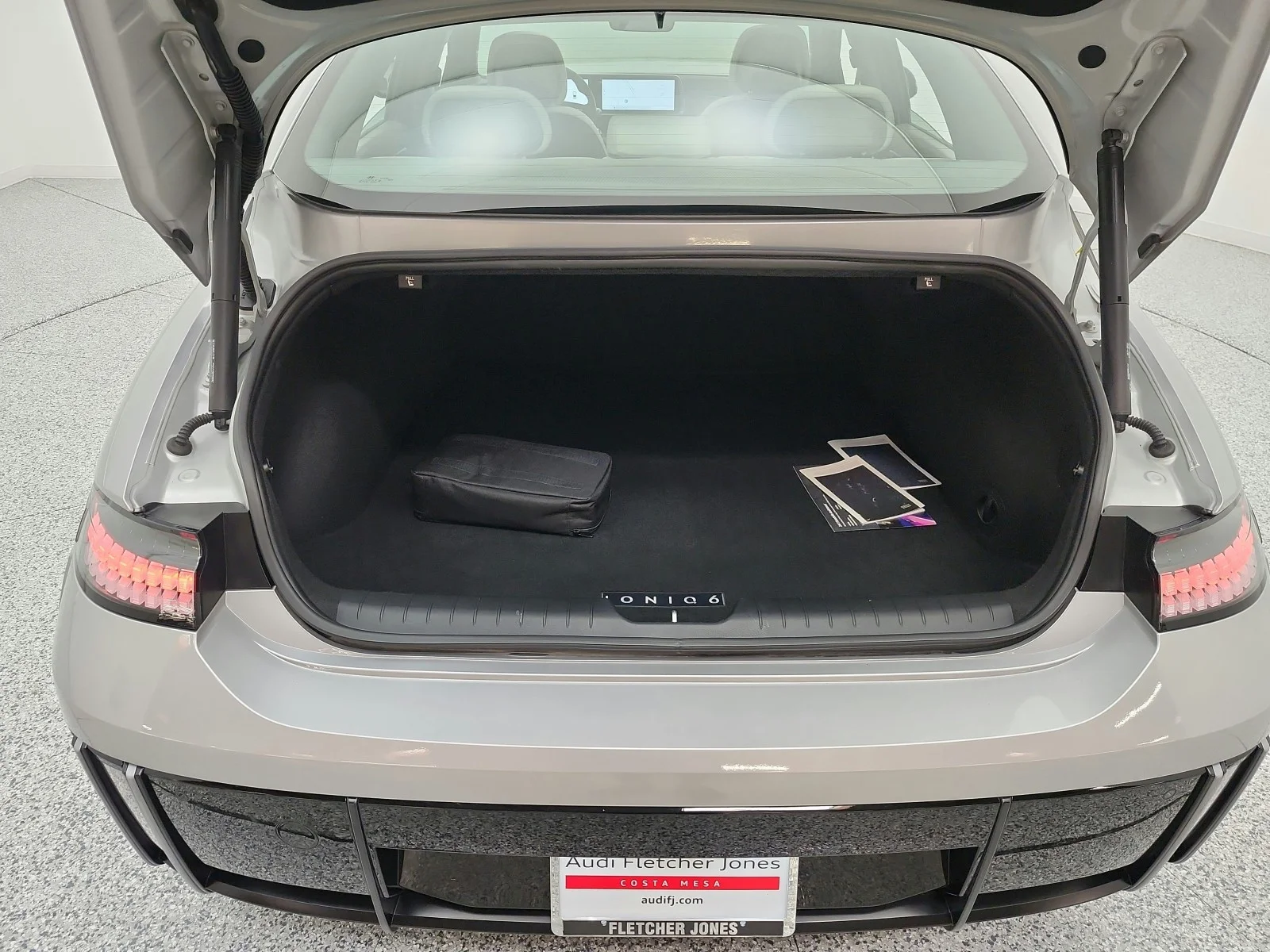 Used 2023 Curated Silver Hyundai Limited image 21
