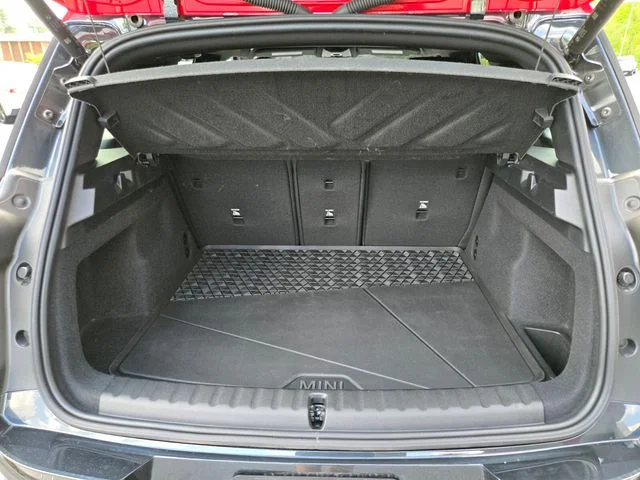 Used 2025 Gray MINI  image 17