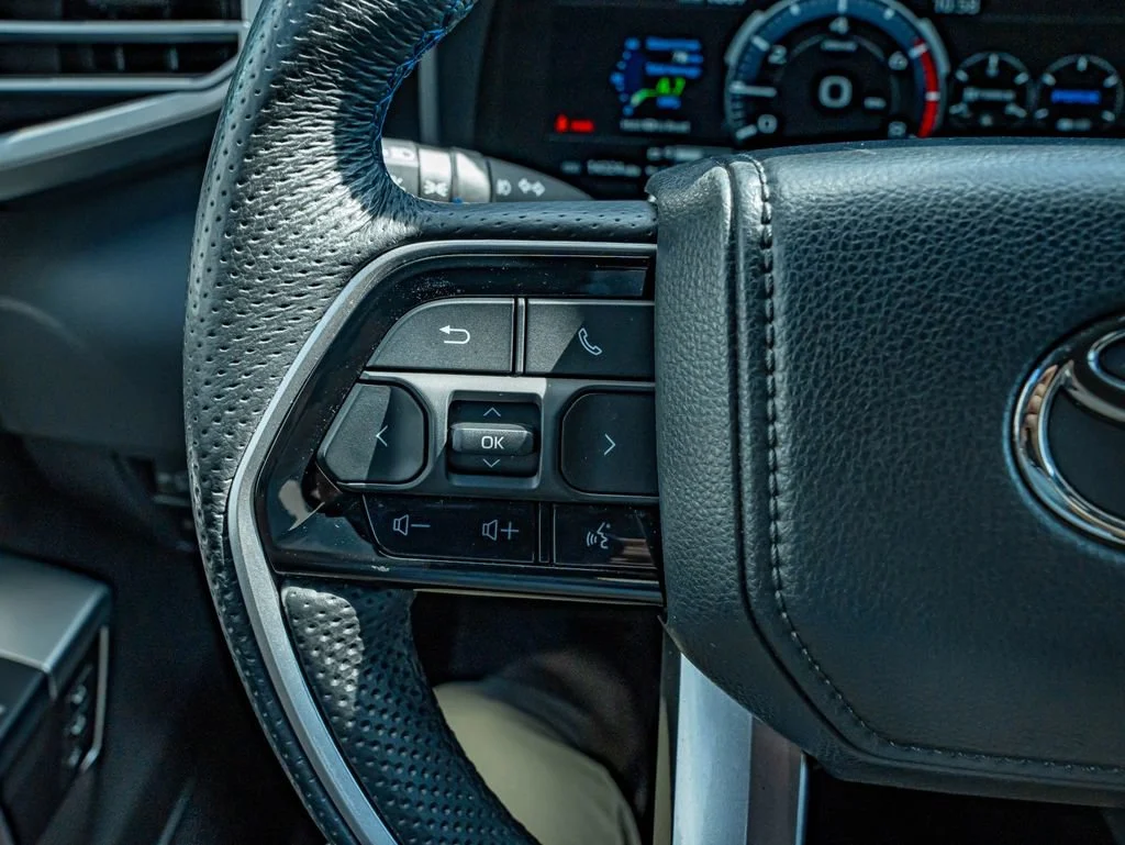 Used 2025 Blueprint Toyota Platinum image 27