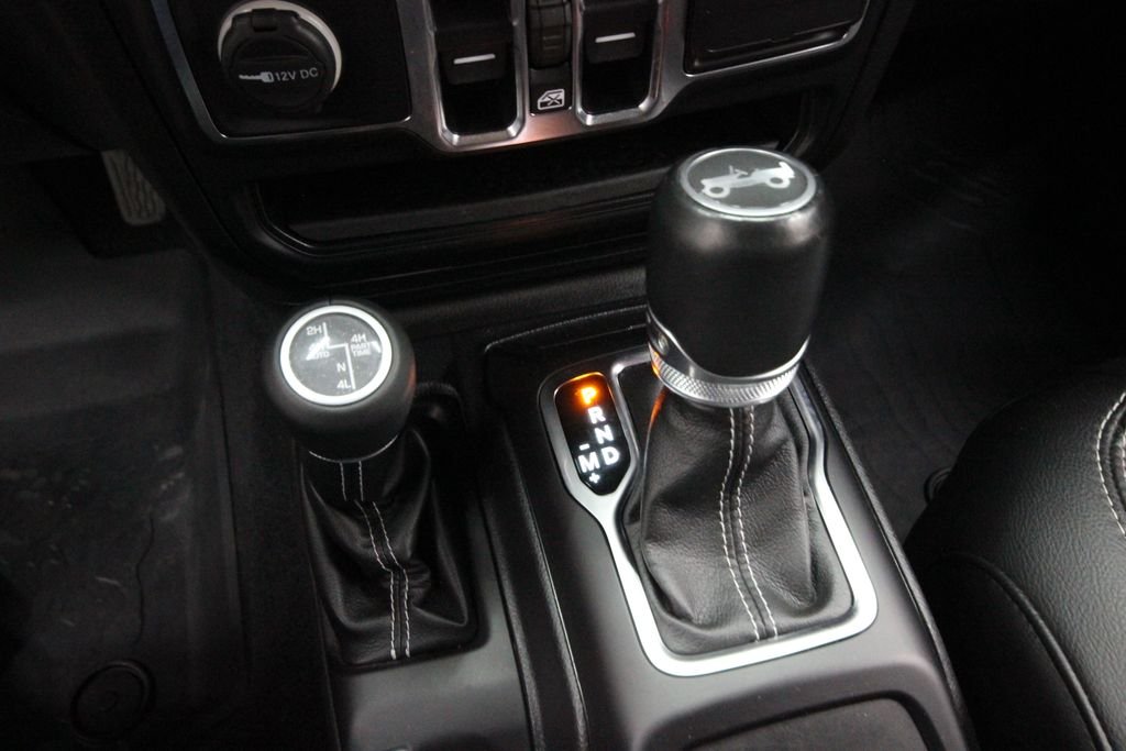 Used 2019 Red Jeep Unlimited Sahara image 22