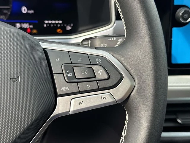 New 2026 Black Volkswagen 1.5T SE image 19