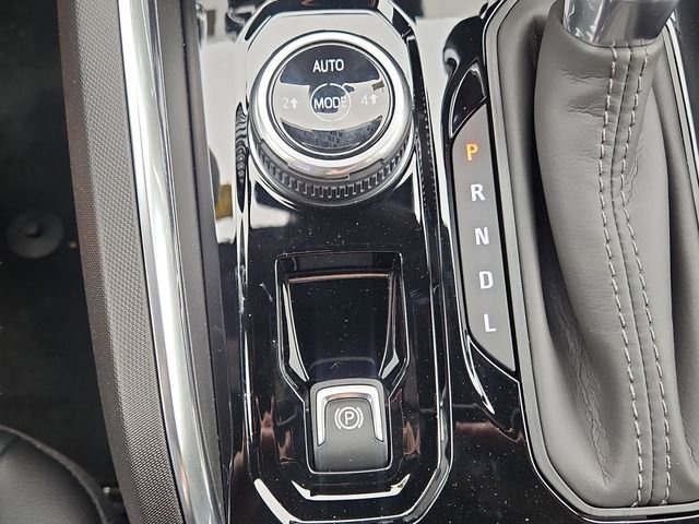 New 2026 Onyx Black GMC Elevation image 9