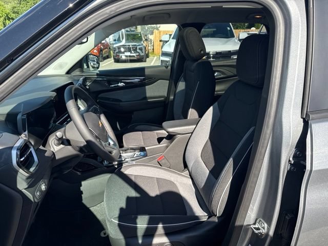 New 2026 Sterling Gray Metallic Chevrolet LT image 10