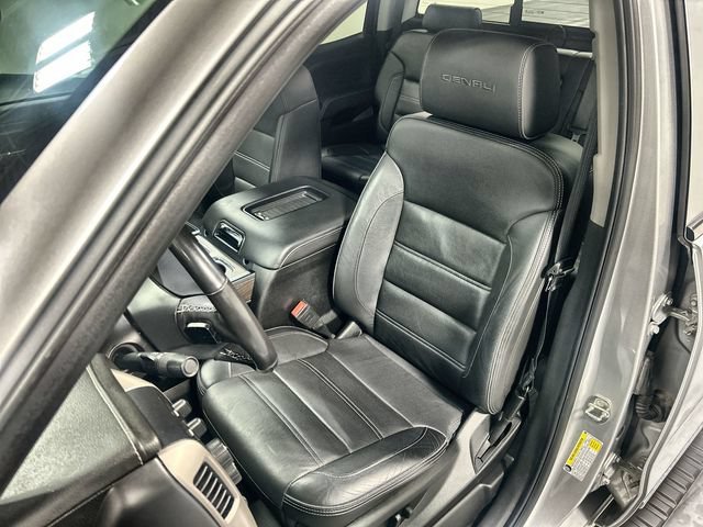 Used 2018 QUICKSILVER METALLIC GMC Denali image 11